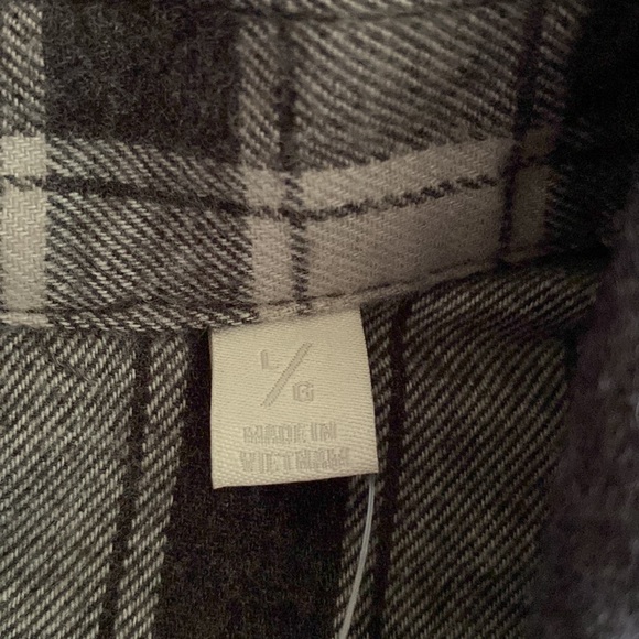 Urban Outfitters NWT Standard Cloth flannel button front grey black plaid - Picture 6 of 14